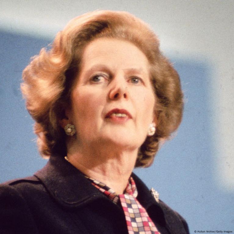 O ocaso de Margaret Thatcher, a dama de ferro