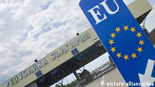 Kapitan Andrejewo Grenzuebergang Bulgarien-Tuerkei (kuenftige EU-Schengen-Aussengrenze): Fahrbahn für EU-Bürger.