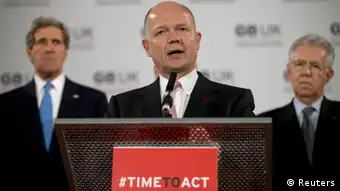 Britain's Foreign Secretary William Hague speaks at a news conference on sexual violence against women during the G8 Foreign Ministers Meeting in central London April 11, 2013. REUTERSAlastair Grant/Pool (BRITAIN - Tags: POLITICS)