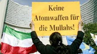 IAEO: Demonstration gegen Atomwaffen im Iran