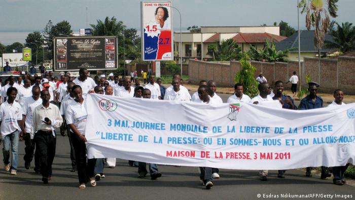 Demonstration burundischer Journalisten am Internationalen Tag der Pressefreiehit 3. Mai 2011 (Foto: Esdras Ndikumana/AFP/Getty Images)