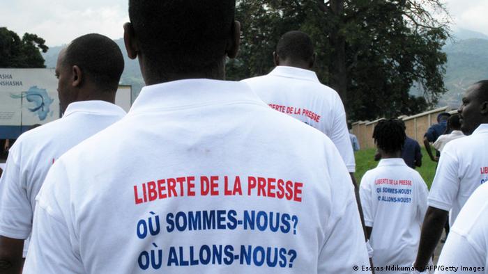 A Burundian with a t-shirt calling for freedom of the press