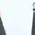 Das Minarett der Sultan-Selim-Moschee und der Turm der katholischen Liebfrauenkirche fotografiert am Montag, 29. November 2004 in Mannheim. Fuehrende Vertreter der rot-gruenen Koalition wiesen am Montag einen Vorstoss, Auslaender zu einem Eid auf die deutsche Verfassung zu verpflichten, zurueck. (AP Photo/Michael Probst)