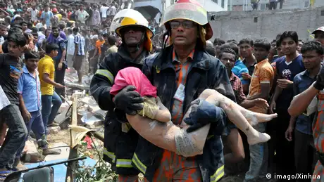 Bangladesch Tote bei Einsturz von Textilfabrik 24.04.2013
