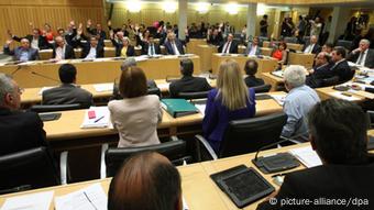 Σειρά μέτρων ανακοινώνει η κυπριακή κυβέρνηση στον απόηχο του σκανδάλου των χρυσών διαβατηρίων