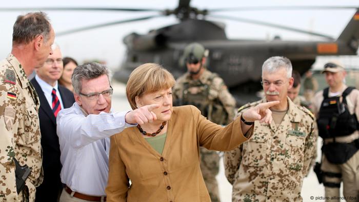 Angela Merkel bei ihrem letzten Besuch in Afghanistan am 20. Mai 2013