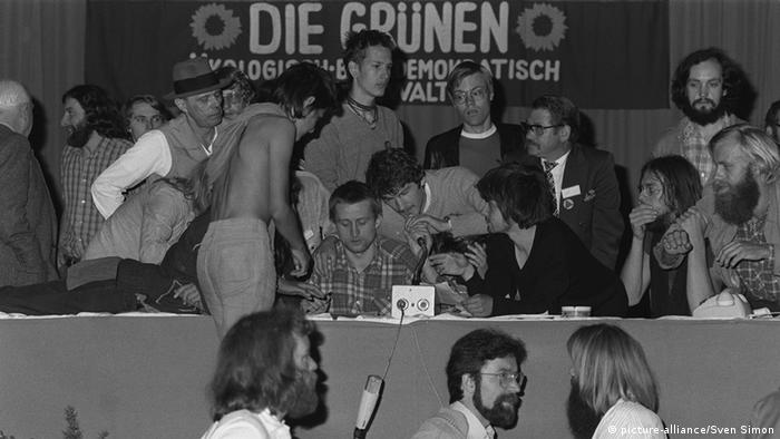 A Greens party convention in Dortmund, 23.06.1980. Photo: picture-alliance/Sven Simon