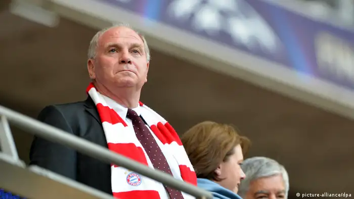 Munich's president Uli Hoeneß seen on the stands during the UEFA soccer Champions League final between Borussia Dortmund and Bayern Munich at Wembley stadium in London, England, 25 May 2013. Photo: Peter Kneffel/dpa