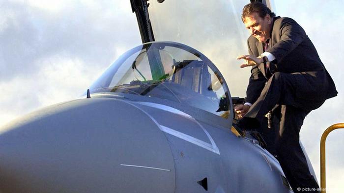 Gerhard Schröder mit Eurofighter