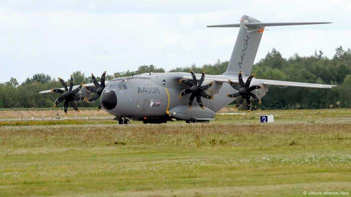 Airbus A400M - Foto: Holger Hollemann (dpa)