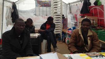 Obdachlose Flüchtlinge aus Afrika in Hamburg
