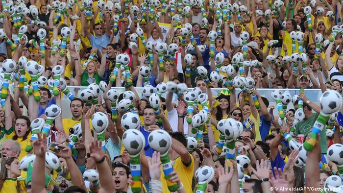 Brasiliens Fans feiern die Selecao (Foto: VANDERLEI ALMEIDA/AFP/Getty Images)