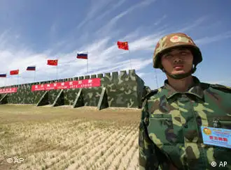 中俄联合军演在青岛