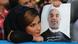 Eine iranische Anhängerin von Hassan Rohani hält das Foto ihres neuen Präsidenten hoch (Foto:FARS) Eine iranische Anhängerin von Hassan Rohani hält das Foto ihres neuen Präsidenten hoch (Foto:FARS)