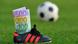 In einem Fußballschuh, der auf einem Rasen steht, stecken am 30.11.2009 in Frankfurt am Main mehrere Euro-Geldscheine. (Illustration zum Thema Fußball-Wettskandal). Foto: Uwe Anspach +++(c) dpa - Report+++ In einem Fußballschuh, der auf einem Rasen steht, stecken am 30.11.2009 in Frankfurt am Main mehrere Euro-Geldscheine. (Illustration zum Thema Fußball-Wettskandal). Foto: Uwe Anspach +++(c) dpa - Report+++