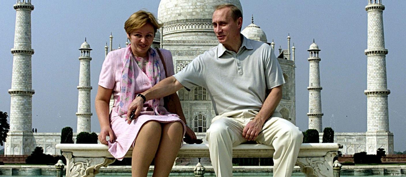 Pioner qizlar: Gunoh mevasi porno filmini tomosha qiling Transseksuallar uchun sayt