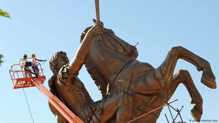 Mazedonien Skopje Statue von Alexander dem Großen (picture-alliance/dpa)