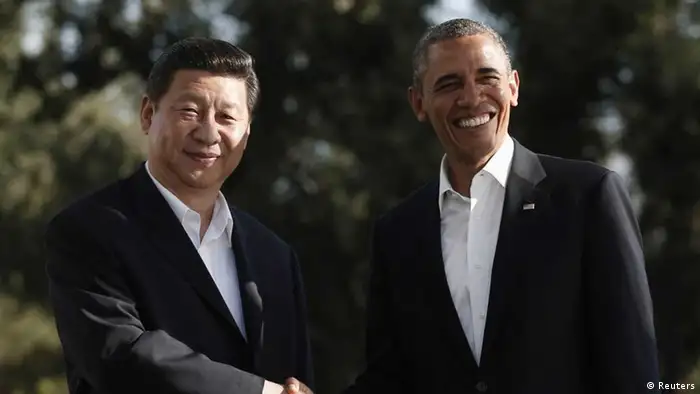 U.S. President Barack Obama meets Chinese President Xi Jinping at The Annenberg Retreat at Sunnylands in Rancho Mirage, California June 7, 2013. Obama said on Friday he welcomed the peaceful rise of China and that, despite inevitable areas of tension, both countries want a cooperative relationship, as he and Xi kicked off two days of meetings. REUTERS/Kevin Lamarque (UNITED STATES - Tags: POLITICS TPX IMAGES OF THE DAY) eingestellt von qu
