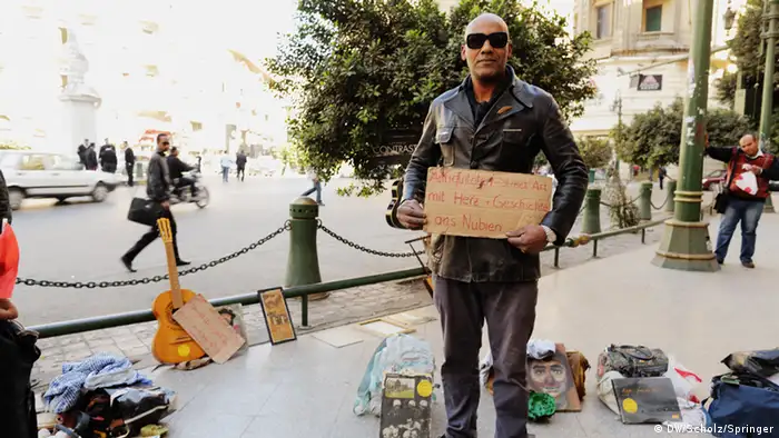 Straßenhändler Khalid bietet seine Waren im Zentrum Kairos an (Foto: Scholz/Springer)
