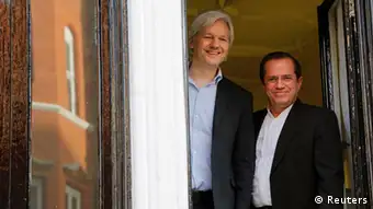 Julian Assange Botschaft Ecuador in London