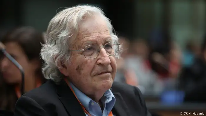 Auf dem Bild: Noam Chomsky beim Global Media Forum 2013. 17.6.2013, Bonn. Bild: © DW/M. Magunia