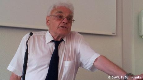 Той до последно следеше новините от България и ги коментираше