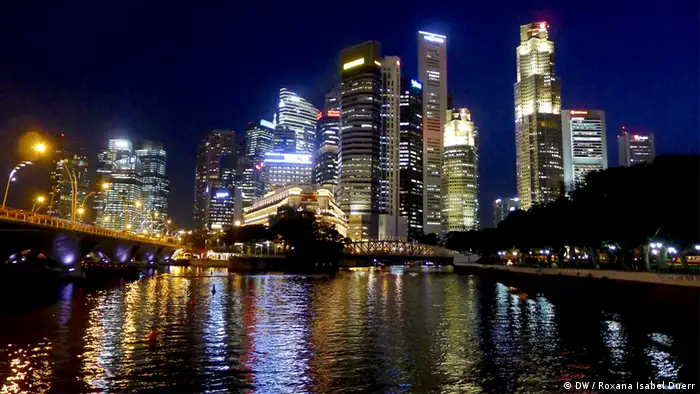 Singapur, boomende Wirtschaftsdrehscheibe Asiens. Nur eine grundlegende Ressource ist rar: Wasser ++DW / Roxana Isabel Duerr ++