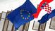 Kroatische Flagge und EU-Flagge Kroatische Flagge und EU-Flagge
