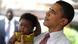 US Präsident Barack Obama hält bei seinem Besuch am 11.07.2009 in der Stadt Accra in Ghana ein Kind auf dem Arm. Kaum aus Berlin zurück, bricht Barack Obama wieder zu einer Reise auf. Diesmal (26.6.-3.7.) geht es nach Senegal, Südafrika und Tansania. Kaum zu glauben: Abgesehen von einer kurzen Stippvisite in Ghana ist es der erste «richtige» Besuch des US-Präsidenten in Schwarzafrika. Foto: SHAWN THEW/dpa (zu dpa-KORR.: «Obama reist nach Afrika - USA wollen am Boom teilhaben » vom 24.06.2013) US Präsident Barack Obama hält bei seinem Besuch am 11.07.2009 in der Stadt Accra in Ghana ein Kind auf dem Arm. Kaum aus Berlin zurück, bricht Barack Obama wieder zu einer Reise auf. Diesmal (26.6.-3.7.) geht es nach Senegal, Südafrika und Tansania. Kaum zu glauben: Abgesehen von einer kurzen Stippvisite in Ghana ist es der erste «richtige» Besuch des US-Präsidenten in Schwarzafrika. Foto: SHAWN THEW/dpa (zu dpa-KORR.: «Obama reist nach Afrika - USA wollen am Boom teilhaben » vom 24.06.2013)