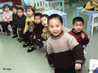上海一家孤儿院的孩子们
