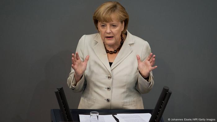 Angela Merkel hält eine Rede (Foto: JOHANNES EISELE/AFP/Getty)