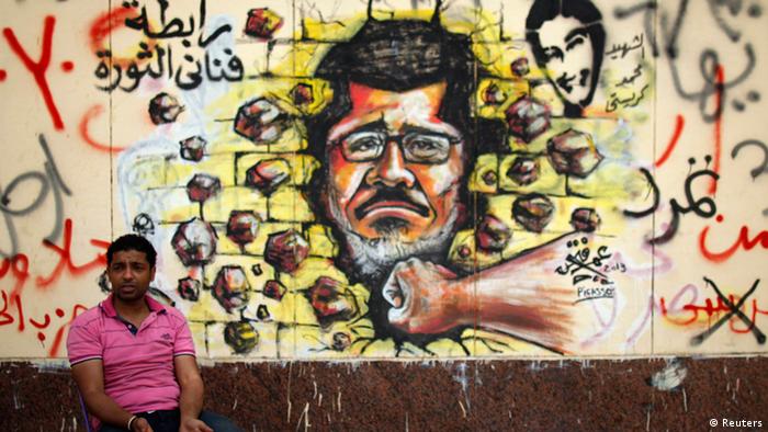 Symbolbild Mohammed Mursi, Graffiti (Foto: Reuters)