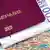 Reisepass mit Banknoten auf Reisekarte. #28785720 Copyright: UbjsP - Fotolia.com