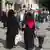 Arabische Frauen in der Münchener Fußgängerzone Ort und Datum :München 2013 Copyright :DW/Soliman