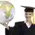 Studentica drži globus