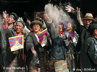 流亡尼泊尔的藏人在抗议