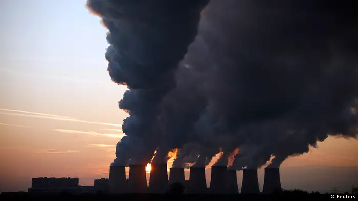 Deutschland Energie Kohlekraftwerk bei Cottbus