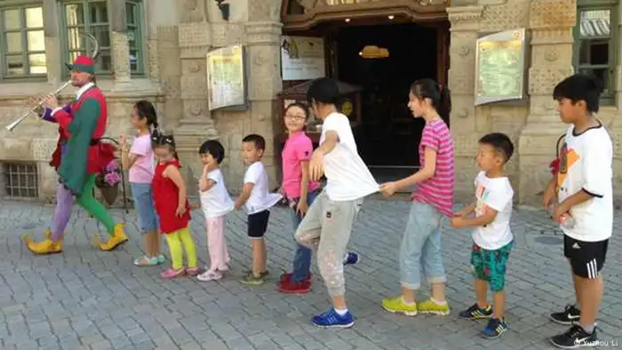 Pauschalreise für chinesische Touristen entlang der Märchenstraße