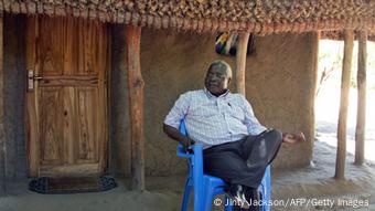 Afonso Dhlakama poses outside his hut on April 10, 2013 in Gorongosa's mountains Photo: Jinty Jackson/AFP/Getty Images)