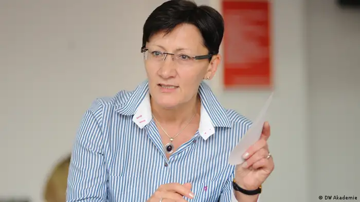 Lydia Rahnert ist als Ländermanagerin für Kirgisistan zuständig und seit 2005 als Trainerin in verschiedenen Ländern der ehemaligen Sowjetunion für die DW Akademie tätig. 2013organisierte sie gemeinsam mit der OSZE-Akademie eine Sommerakademie für Journalisten in Bishkek; Copyright: DW Akademie