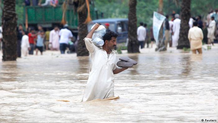 Posljedice klmatskih promjena najviše se osjete u siromašnim državama (poplava u Pakistanu, avgust 2013.)