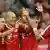 Bayern Münchens Spieler feiern: Franck Ribery, Arjen Robben, Thomas Müller und Mario Mandzukic (l.-r.) (Foto:CHRISTOF STACHE/AFP/Getty Images)