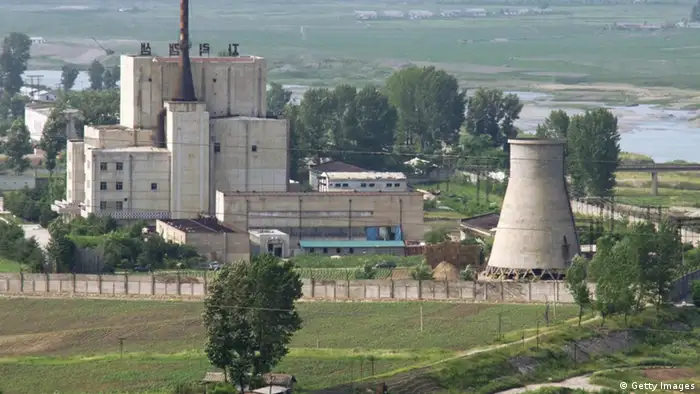 ©Kyodo/MAXPPP - 02/04/2013 ; TOKYO, Japan - File photo shows North Korea's key Yongbyon nuclear complex before its cooling tower (R) was demolished on June 27, 2008. North Korea said April 2, 2013, that it will restart all nuclear facilities at the Yongbyon complex that were shut down under an agreement reached at the six-party talks in 2007. (Kyodo)