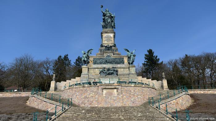 10 famous German monuments and statues | All media content | DW | 07.09