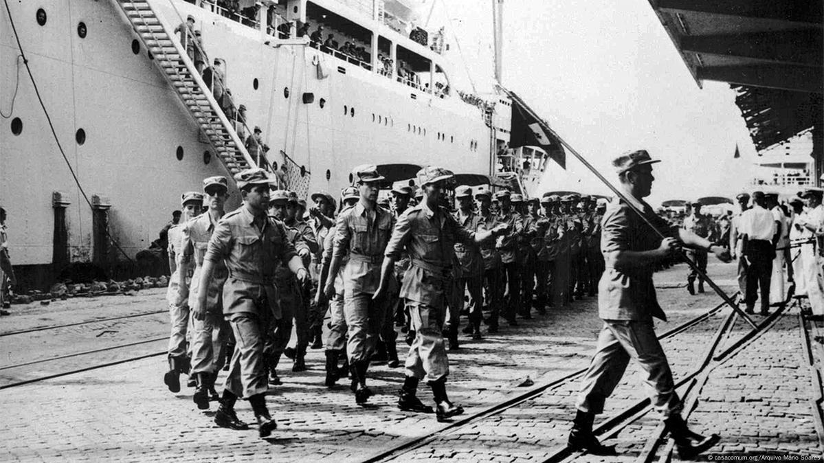 Era comum um comandante militar lutar na linha de frente durante a