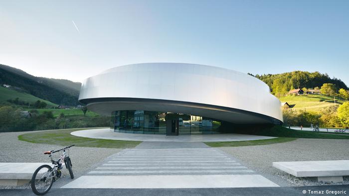 Das Kulturzentrum für europäische Raumfahrttechnologien KSEVT in Slowenien