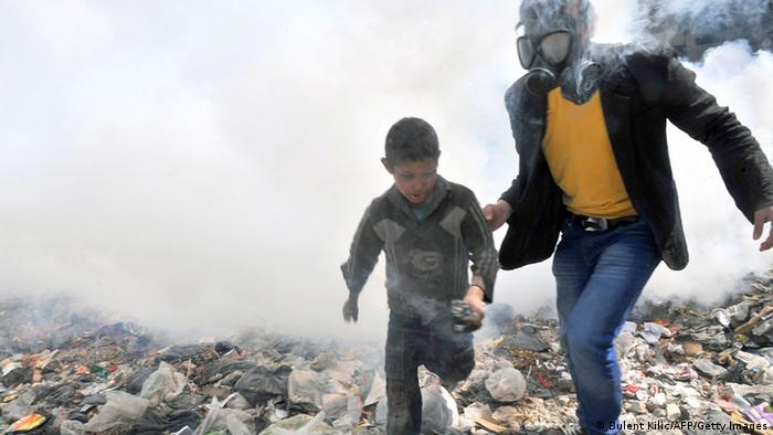 Symbolbild Syrien Bürgerkrieg Krieg Gasmaske Giftgaseinsatz