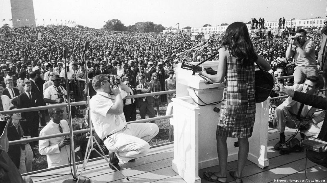 Singer-songwriter Joan Baez 1963 during the Civil Rights March on Washington 