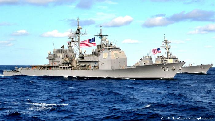 USS Barry USS Leyte Gulf US Navy Marine Kriegsschiff