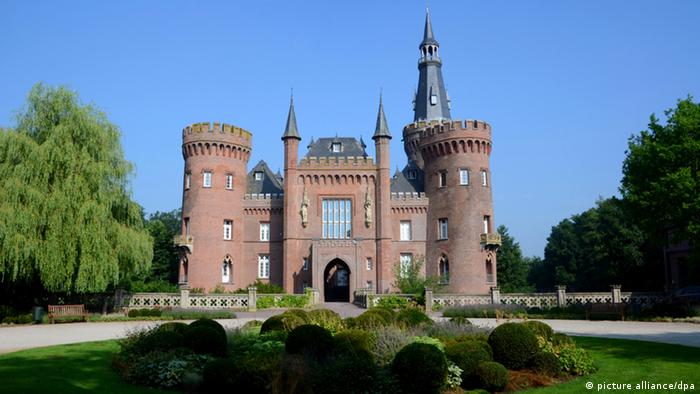 Das Wasserschloss Schloss Moyland Bedburg Hau NRW Deutschland 